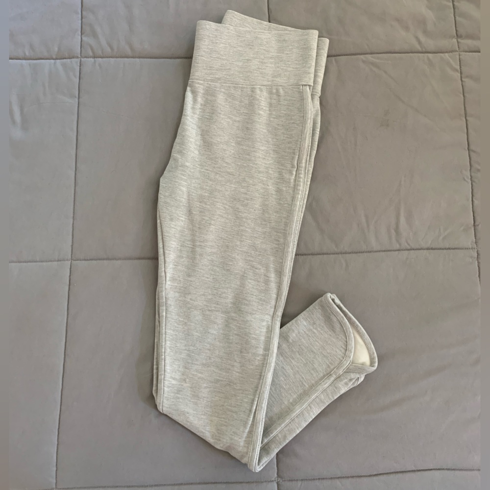 Lou & Grey LOFT Leggings